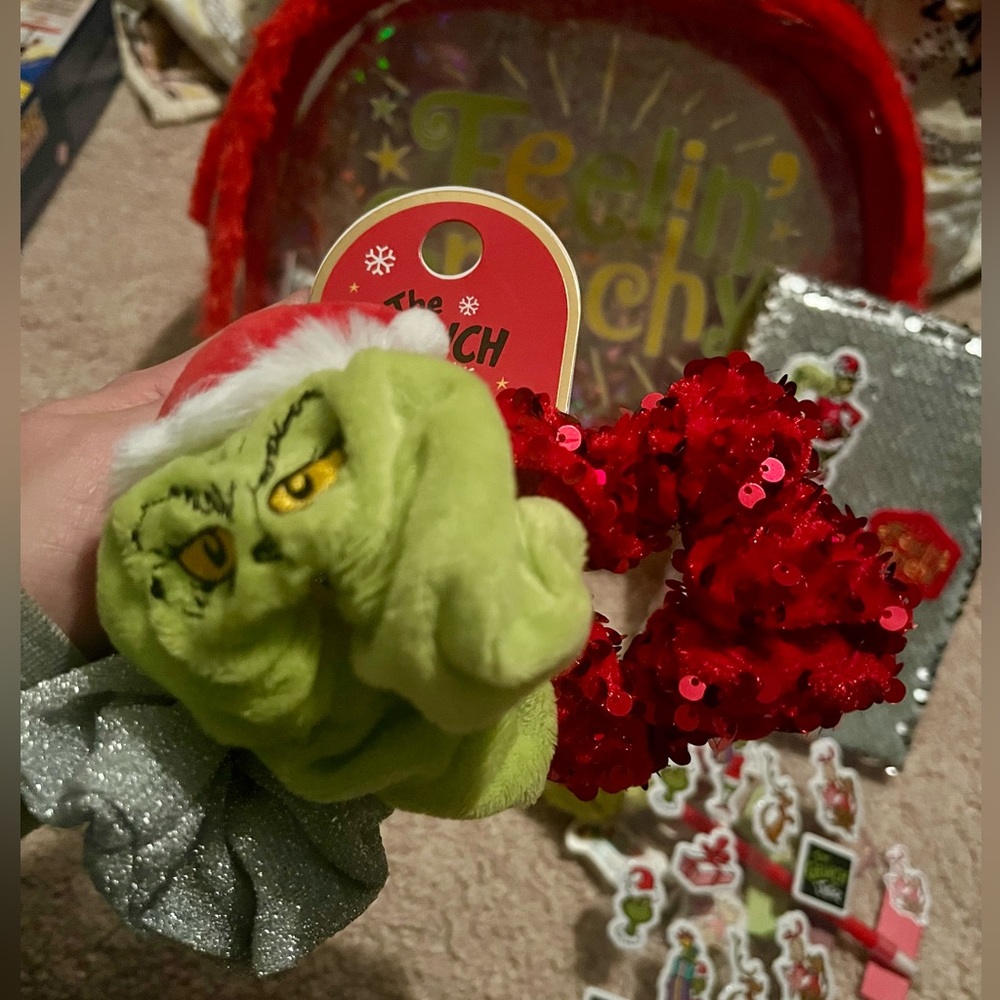 Grinch Bundle - Picture 2 of 8
